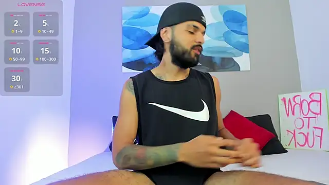 Snapshot of Emilio_Wolf chatting on February 12, 9:54 pm Emilio Wolf online show from February 12, 9:54 pm