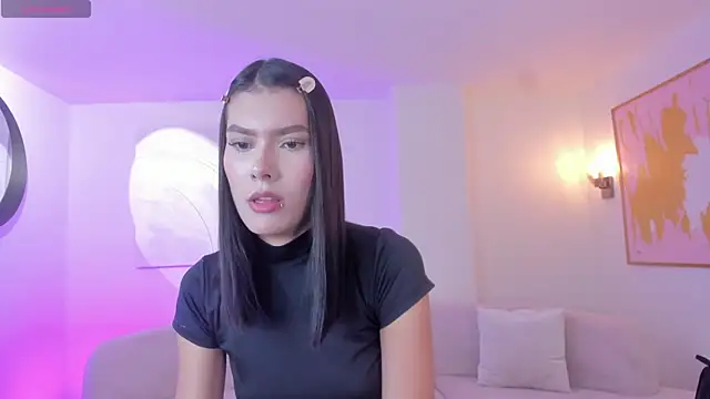 NiaSalvatore online show from April 9, 1:29 am