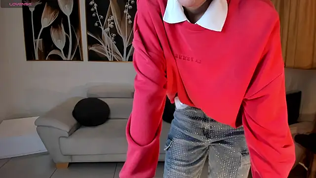 NiaSalvatore online show from October 20, 7:36 pm