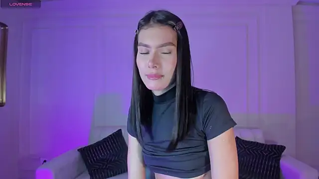 NiaSalvatore online show from March 5, 3:14 am