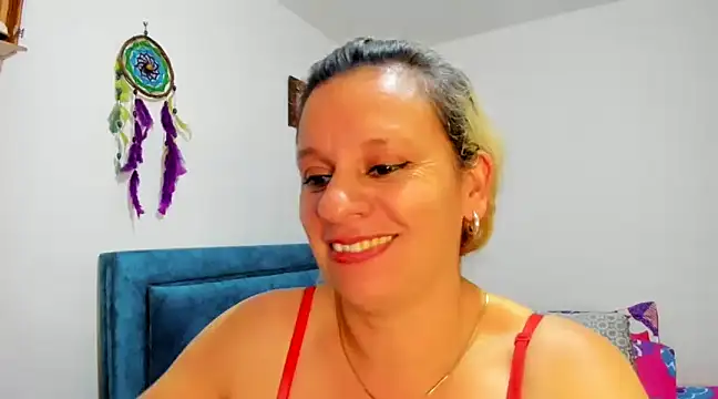 sofi saliva2511 online show from February 28, 8:07 pm