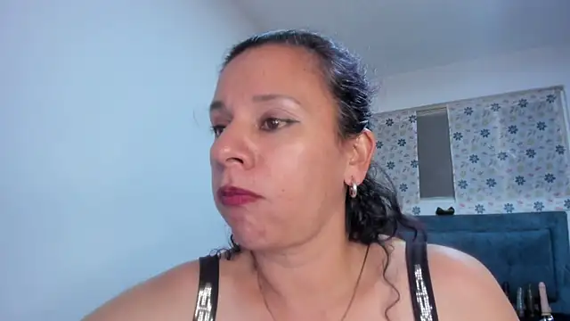 Snapshot of sofi_saliva2511 chatting on June 9, 7:59 pm sofi saliva2511 online show from June 9, 7:59 pm