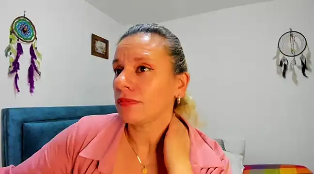 sofi saliva2511 online show from February 26, 8:25 pm