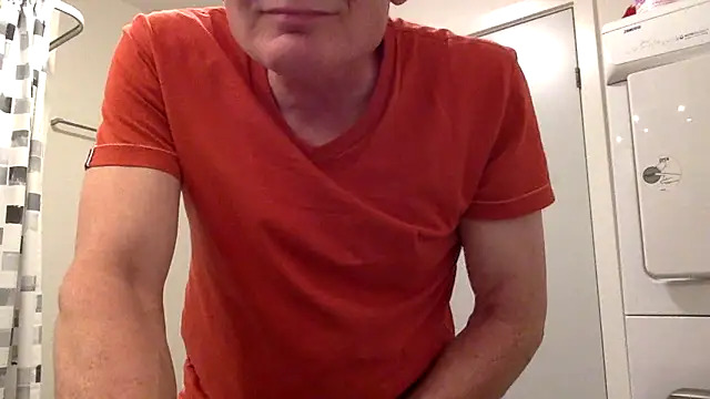 Snapshot of Parleg2 chatting on November 9, 10:14 pm Parleg2 online show from November 9, 10:14 pm