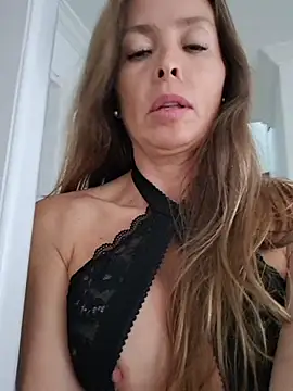 karina warthon online show from January 9, 5:42 pm