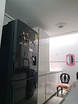 karina warthon online show from February 27, 5:24 pm