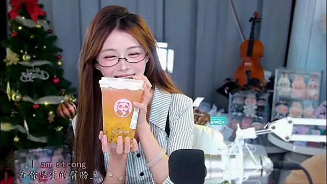 Snapshot of xixibaby- chatting on May 3, 11:58 am xixibaby- online show from May 3, 11:58 am