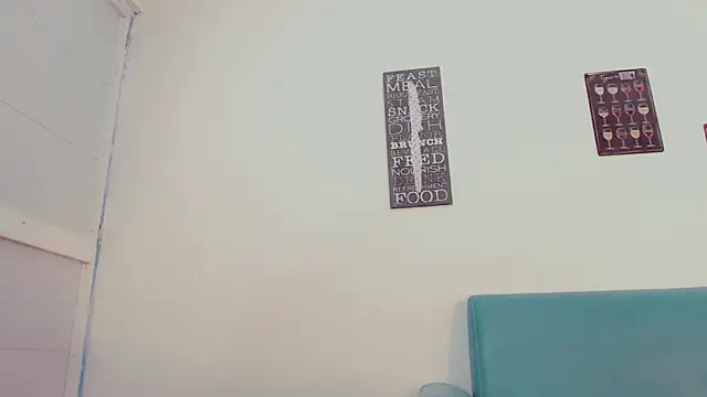 tiffany wilson 2 online show from January 24, 7:18 pm