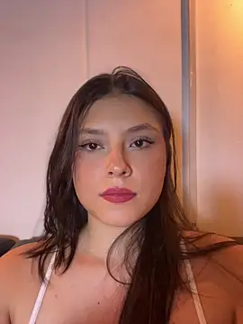 katy handerson online show from February 25, 8:19 pm