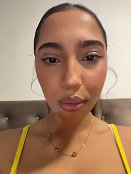 miaceleste online show from April 3, 8:59 pm