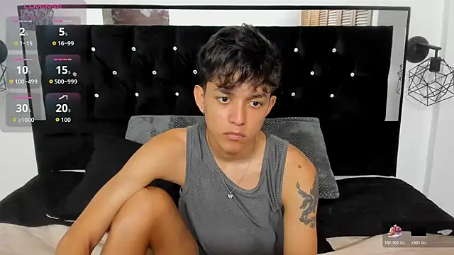 jisuscat online show from October 30, 8:50 pm