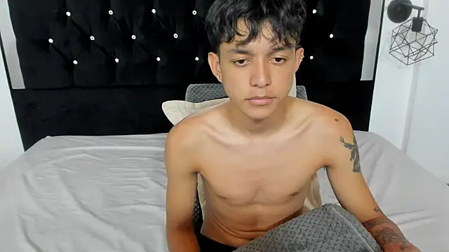 jisuscat online show from November 20, 7:31 am