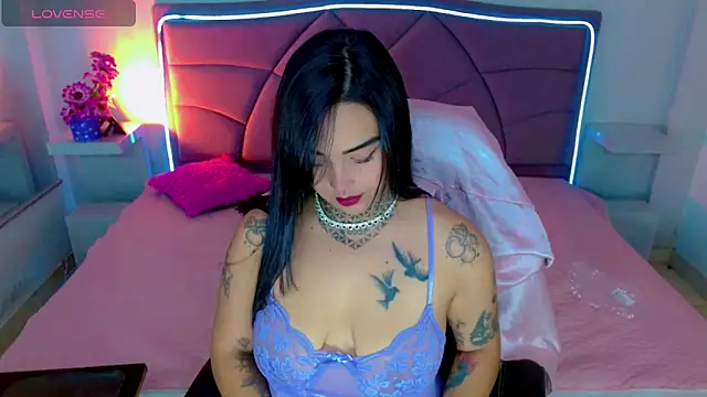 Carolaine01 online show from October 8, 8:42 pm