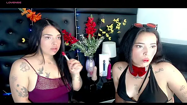 Carolaine01 online show from March 14, 11:53 pm