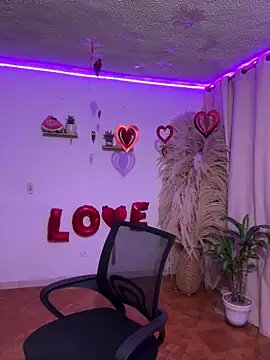 ariadna cooper online show from February 17, 3:04 am