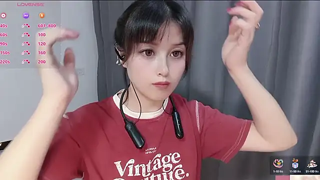 Snapshot of Lucky-xiuxiu chatting on October 10, 4:41 pm Lucky-xiuxiu online show from October 10, 4:41 pm