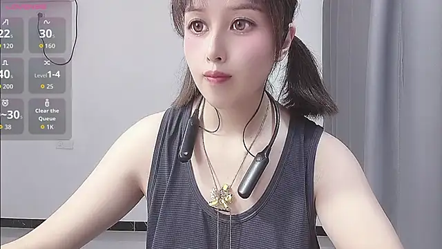 Snapshot of Lucky-xiuxiu chatting on September 29, 1:06 pm Lucky-xiuxiu online show from September 29, 1:06 pm