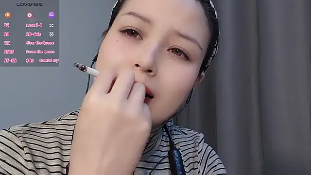 Lucky-xiuxiu online show from December 4, 3:11 pm