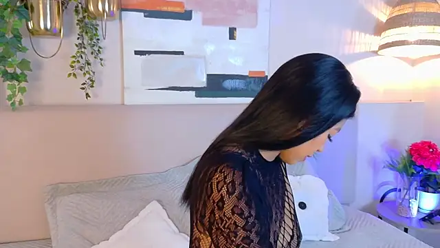 AbieHills online show from November 12, 11:47 am