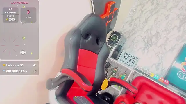 Snapshot of Gisele_fox chatting on March 18, 1:46 am Gisele fox online show from March 18, 1:46 am