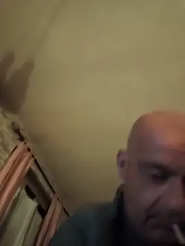 horndude187187 online show from May 24, 11:26 pm