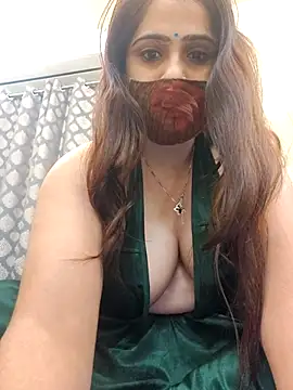 Snapshot of shreya1765 chatting on November 12, 10:19 am shreya1765 online show from November 12, 10:19 am