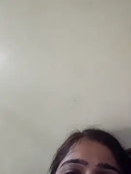 Snapshot of shreya1765 chatting on November 19, 5:35 pm shreya1765 online show from November 19, 5:35 pm