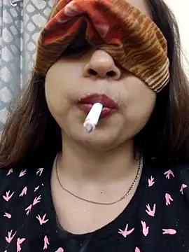 Snapshot of shreya1765 chatting on October 19, 11:57 am shreya1765 online show from October 19, 11:57 am