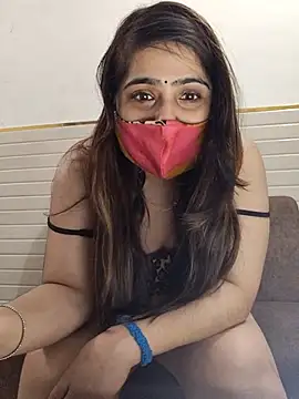 Snapshot of shreya1765 chatting on February 26, 11:21 am shreya1765 online show from February 26, 11:21 am