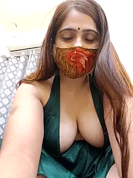 Snapshot of shreya1765 chatting on November 26, 3:28 am shreya1765 online show from November 26, 3:28 am