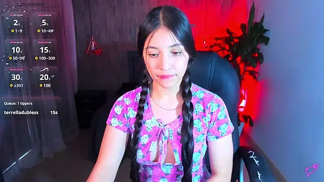 Snapshot of Brittany__18 chatting on January 5, 7:49 pm Brittany 18 online show from January 5, 7:49 pm