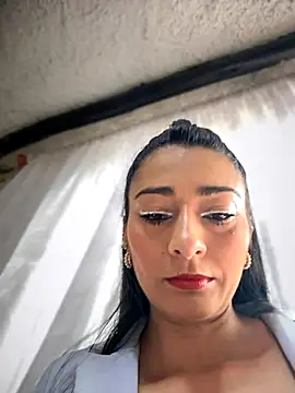 BELLA--26 online show from September 15, 1:33 pm