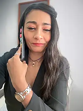 BELLA--26 online show from October 30, 1:42 pm