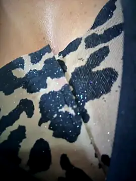 BELLA--26 online show from October 9, 1:44 pm