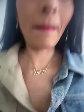 BELLA--26 online show from November 1, 2:11 pm