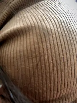 BELLA--26 online show from October 21, 2:27 pm