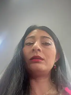 BELLA--26 online show from November 6, 1:37 pm