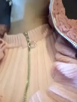 BELLA--26 online show from March 17, 3:18 pm