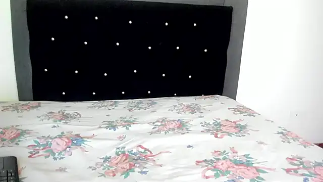 violetadumsper online show from October 20, 3:19 am