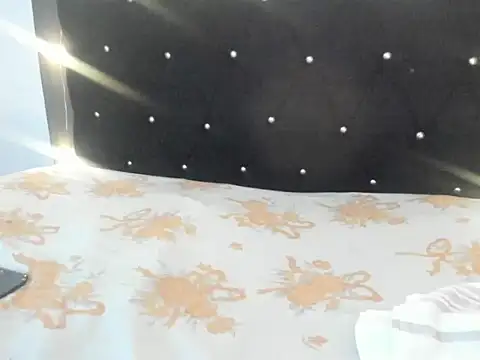 violetadumsper online show from April 14, 4:17 am