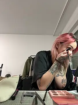 Mia-Fuchs online show from March 8, 1:06 am