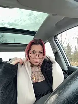 Mia-Fuchs online show from March 10, 8:17 am