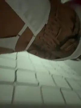 Mia-Fuchs online show from February 9, 5:00 pm