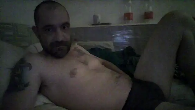 Snapshot of javierpasteur69 chatting on February 27, 2:03 am javierpasteur69 online show from February 27, 2:03 am