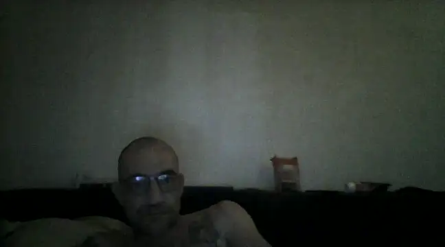 Snapshot of javierpasteur69 chatting on February 15, 7:16 am javierpasteur69 online show from February 15, 7:16 am