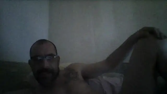 Snapshot of javierpasteur69 chatting on March 7, 3:51 am javierpasteur69 online show from March 7, 3:51 am