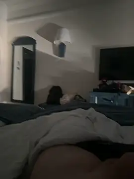 Snapshot of ozmit chatting on January 18, 11:00 pm ozmit online show from January 18, 11:00 pm