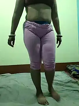  MilkyBar online show from November 29, 4:40 pm