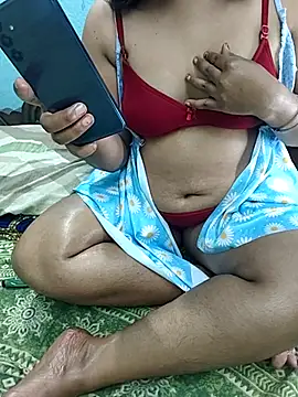  MilkyBar online show from October 26, 6:41 pm