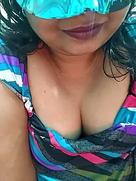  MilkyBar online show from January 6, 4:11 pm